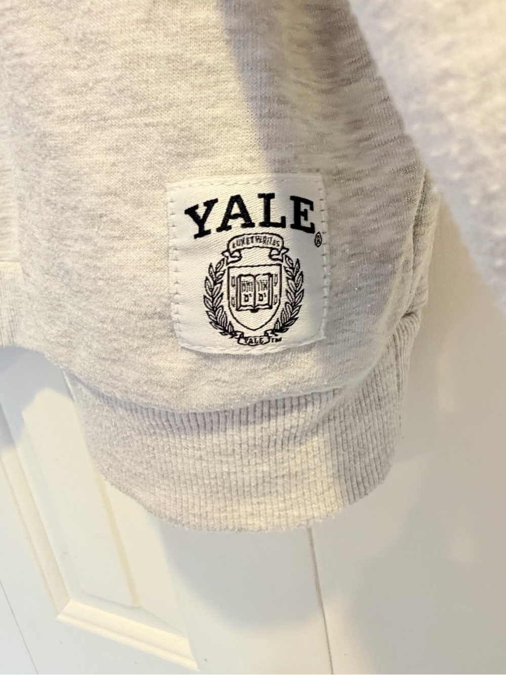 Vintage Yale University Crewneck Sweatshirt Gray Graphic Size #0150